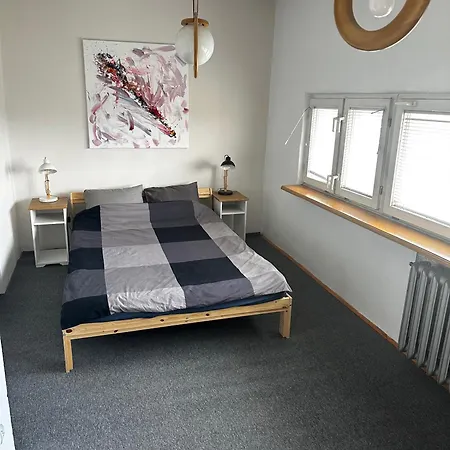 Pod Sadeckim Niebem Újszandec